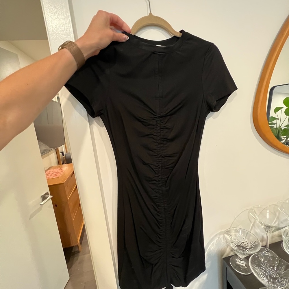 Never worn - Yasmine Ruched Tie Dress in Black
superdown small - Picture 2 of 3